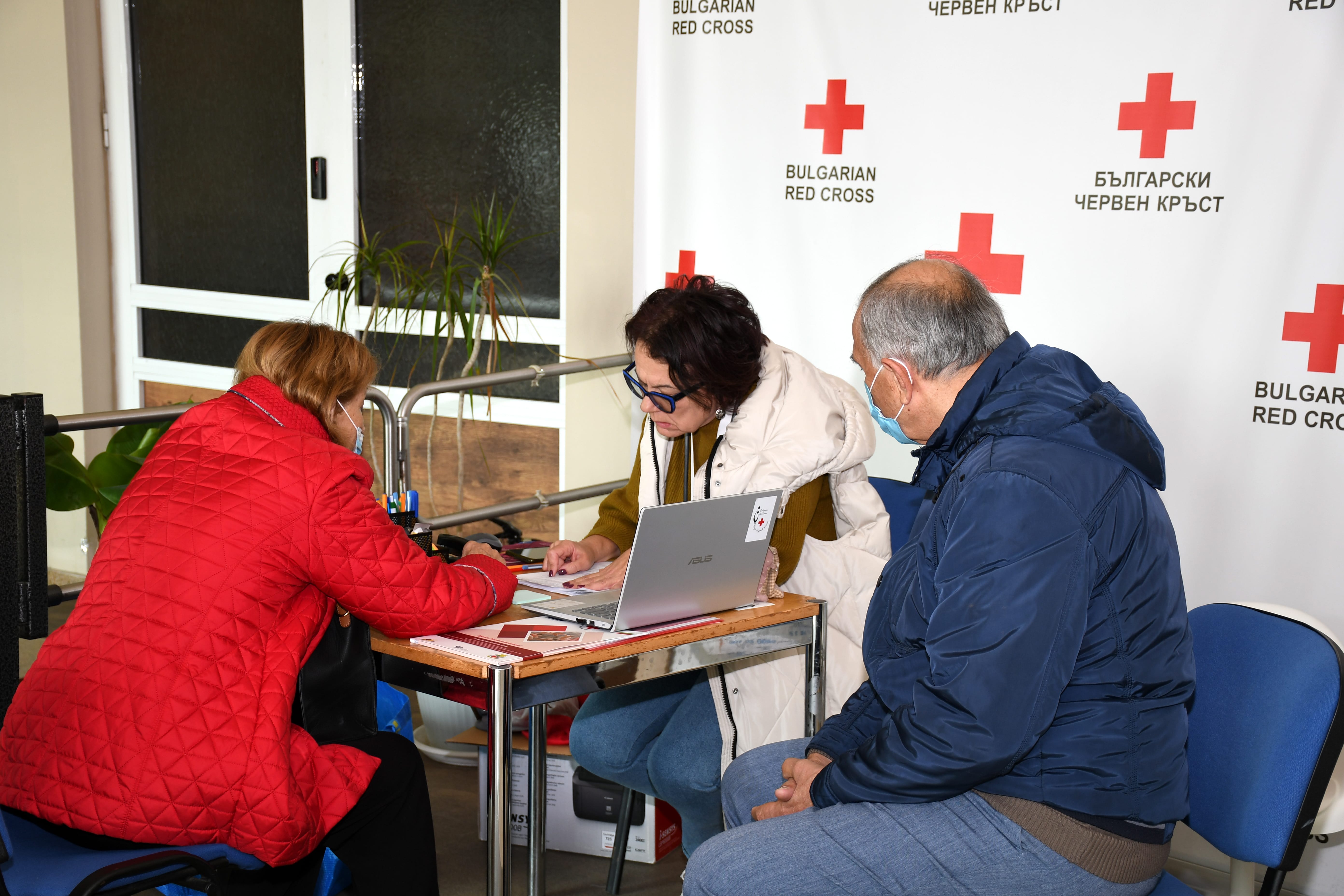 tildeling Deltage Er Medical assistance to people displaced from Ukraine – Activities – Red Cross  EU Office